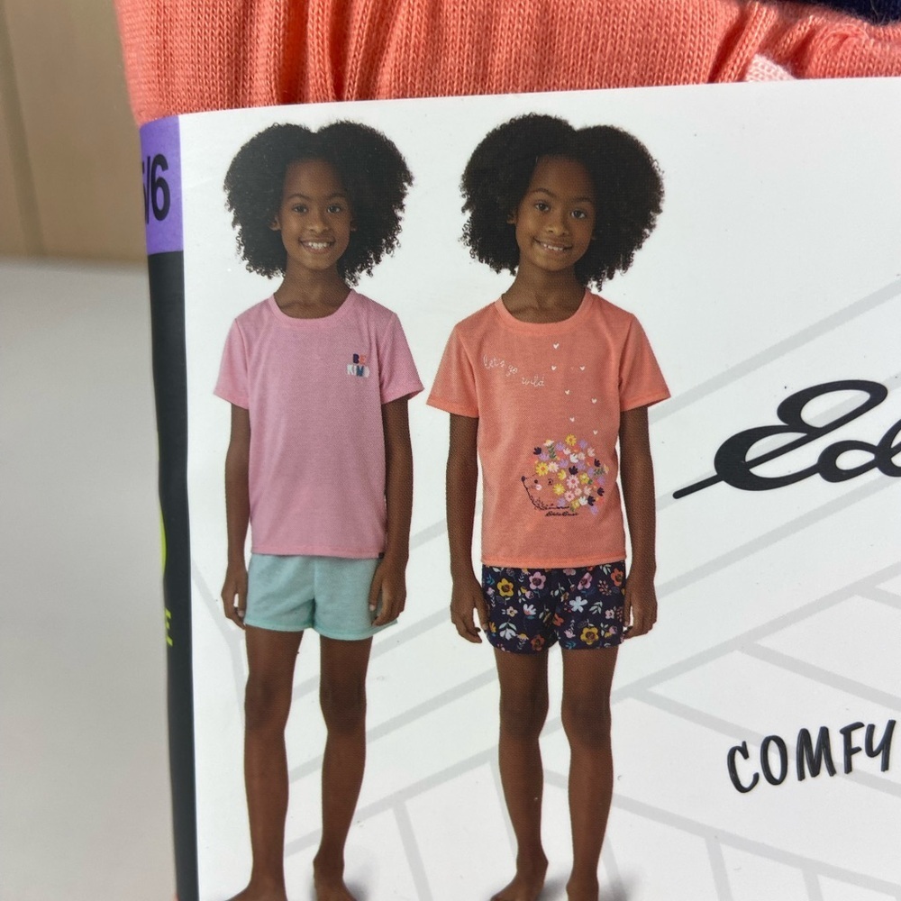 Eddie Bauer Kids 6-Piece Pajama Set - Red and Black - Picture 4 of 7